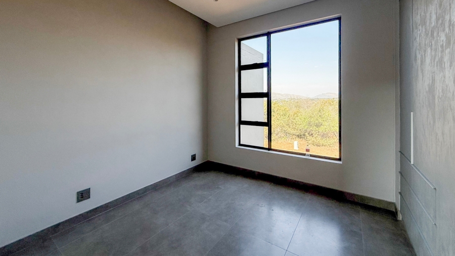 5 Bedroom Property for Sale in Leloko Lifestyle Estate North West
